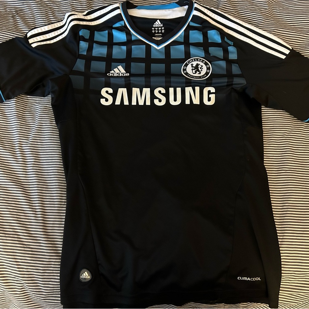 Adidas 2011-12 Chelsea Football Club Away Jersey - Size “Men’s” Medium